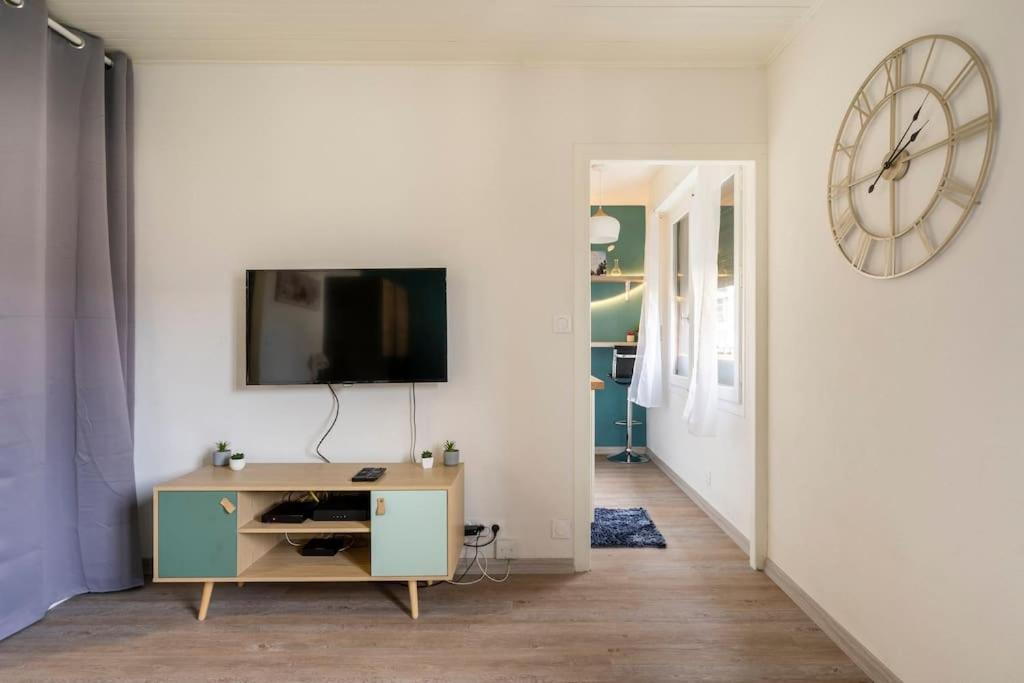 Studio Cosy Proche Du Centre + Parking Gratuit Cluses Exterior photo